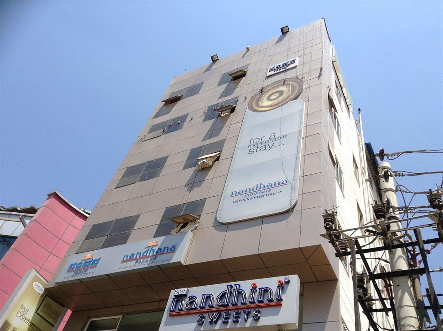 La Sara Comforts Bangalore Extérieur photo